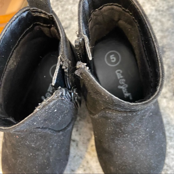 Cat & Jack baby shoe bundle size 5 - Picture 6 of 7